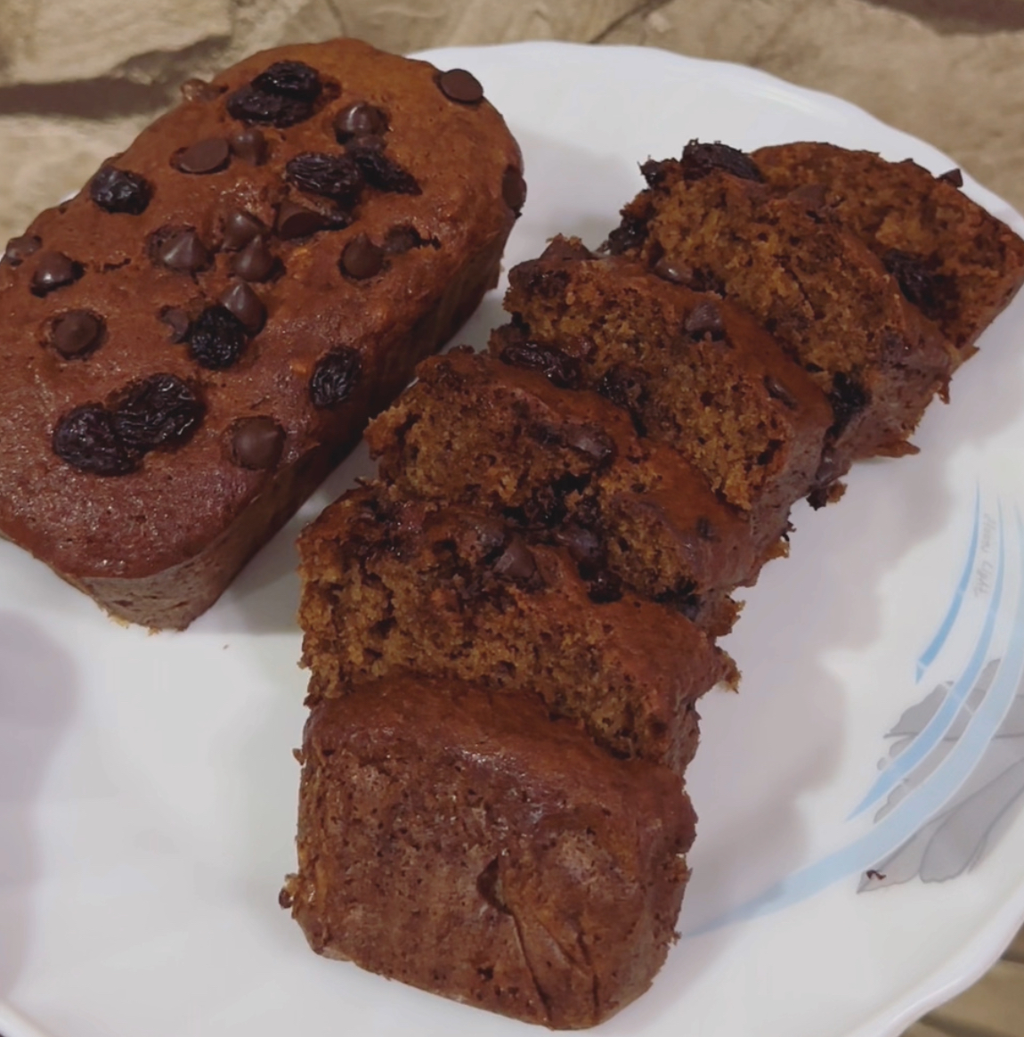 Homebaked Chocolate Chip Banana Bread